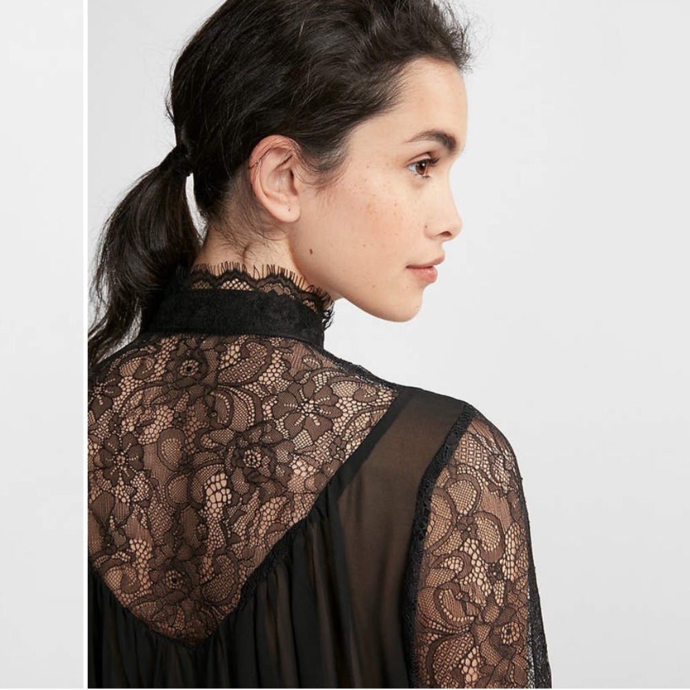 🖤 Express Black Lace & Sheer Keyhole Peplum Blouse 🖤 - Picture 6 of 13